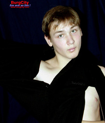 BOY MODEL VIC 5ad9a339a18de.jpg