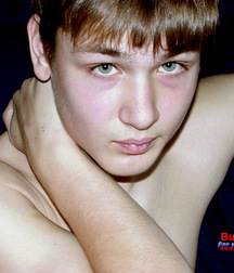 BOY MODEL VIC 5ad9a35d91401.jpg