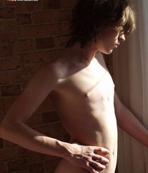 AK BOY MODEL 5 5ad9af0843dd4.jpg