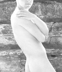 EXCLUSIVE:VINTAGE BOYS MODEL 5b82491ee1d1a.jpg
