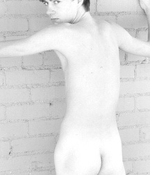 EXCLUSIVE:VINTAGE BOYS MODEL 5b82492310de7.jpg