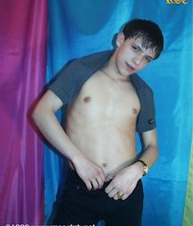 EXCLUSIVE:ALIK & RODION MODEL BOYS 5b828c77bd7ef.jpg