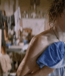 Stutter-inducing beauty. 5b01c5daaa096.gif
