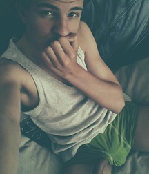 Sirius - 18 year old selfies 571fad886b8b3.jpg