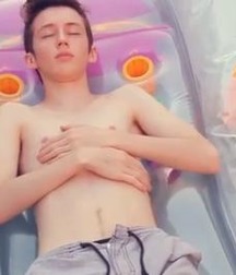 Troye 56e061903c7f1.jpg