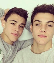 Twins 58860f80ccfa2.jpg