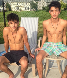 Twins 58860f9be3fee.jpg
