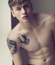 Tatt's and Piercings! 58d066c4bc63e.jpg