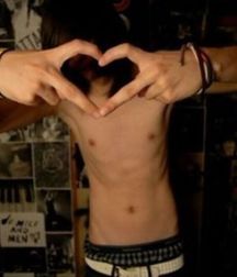 EMO-licious! 58d252d451f39.jpg