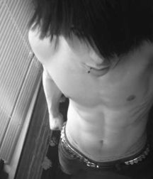 EMO-licious! 58d252ddcfaa6.jpg