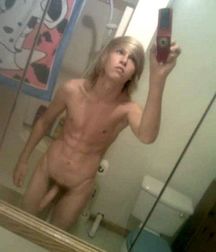 EMO-licious! 58d252e9c9111.jpg