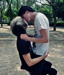 EMO-licious! 58d2530c4e24b.jpg