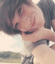 EMO-licious! 58d2530d2c1d3.jpg