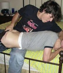 HURTS SO GOOD!  58e413b1666d9.jpg