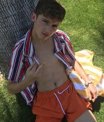 Out And Famous Part I--Troye Sivan!  5905014e9db1b.jpg