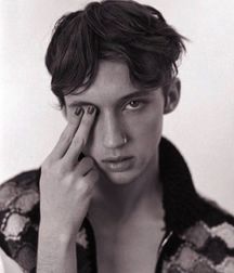 Out And Famous Part I--Troye Sivan!  5905015723db4.jpg