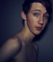 Out And Famous Part I--Troye Sivan!  5905016b4ce0e.jpg