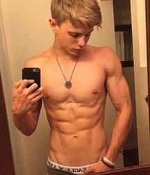 Saggin' Hot Boys!  5906628e5f939.jpg