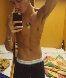 Saggin' Hot Boys!  590662bcb0020.jpg