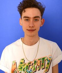 Out and Famous Part II--Olly Alexander!! 5907498909de0.jpg
