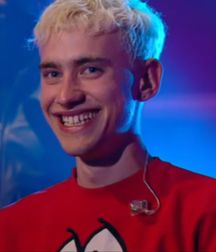 Out and Famous Part II--Olly Alexander!! 5907499895c02.jpg