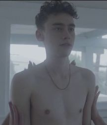 Out and Famous Part II--Olly Alexander!! 5907499e26f9f.jpg