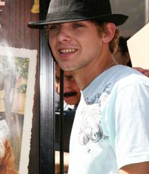 TBT's Max Thieriot!! 590b2a07bace8.jpg