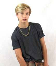 Out and Famous Part III--Ronan Parke! 590f4a32721ed.jpg