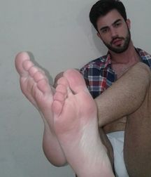 Boys's feet #34