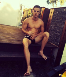 twinks 90 58b6f6ed1b02f.jpg