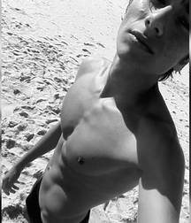 Beautiful and sexy boys 89 58b723e2307a5.jpg