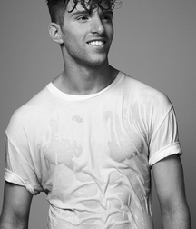 Beautiful and sexy boys 89 58b7240bb13a9.jpg