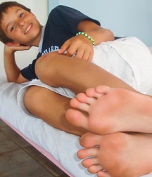 Boys's feet 109 58bc102901bb6.jpg