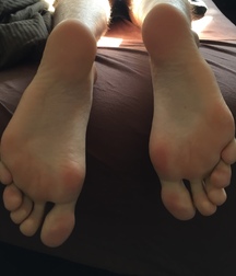 Boys's feet 109 58bc1093ea320.jpg