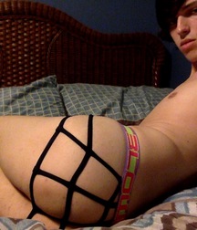 Attractive bottoms of boys 60 58c411ce52566.jpg