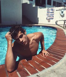 Beautiful and sexy boys 101 58caf2cbdefca.jpg