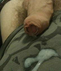 Handjob and big cum 31 58cd9c798e480.jpg