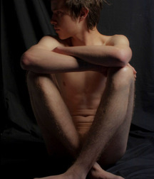Boys's feet 62 58cee0ef922c0.jpg