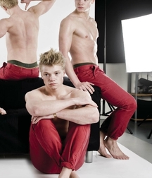twinks 120 58d2ba642dfa2.jpg