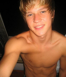 Twinks 131 58eb48f2e8c40.jpg