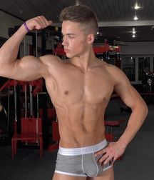 Twinks 132 58eb4ae789663.jpg