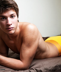 Twinks 133 58eb4bda58797.jpg