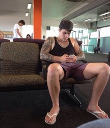 Boys's feet 64 58eb9178586da.jpg