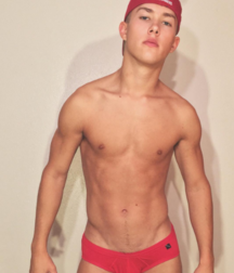 Twinks 134 58eb955fc250e.png