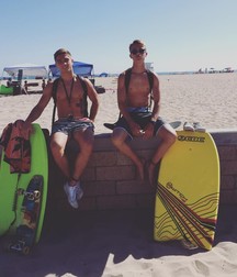 Twinks 136 58eded0435286.jpg