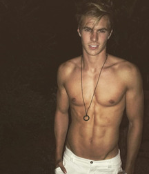 Beautiful and sexy boys 114 58ee2e86694cc.jpg