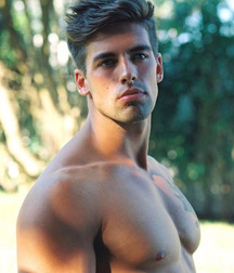 Beautiful and sexy boys 114 58ee2eee87d73.jpg