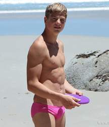 Twinks 140 58f1dcc988a60.jpg