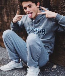 Twinks 140 58f1dd2ac7abc.jpg