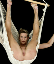 Attractive bottoms of boys 67 58fb1c398bf75.jpg